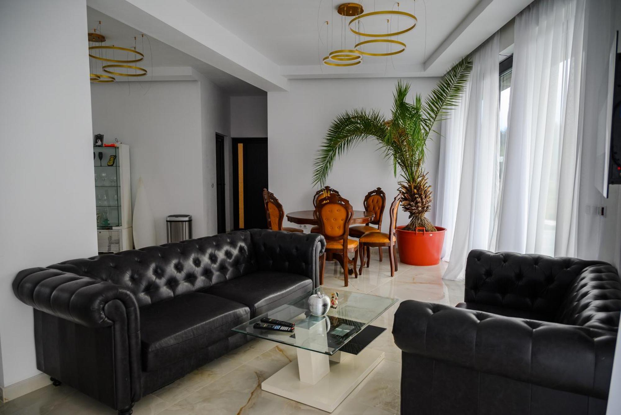 Regal Guest House Сигіт Екстер'єр фото