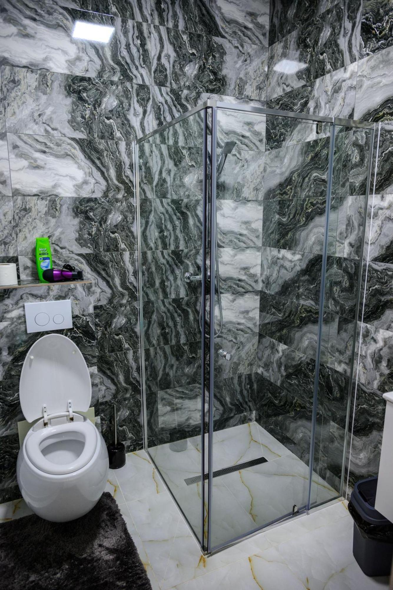 Regal Guest House Сигіт Екстер'єр фото